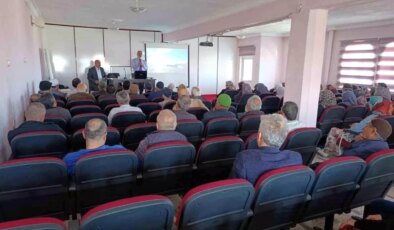 Beyşehir’de hacı adaylarına eğitim semineri