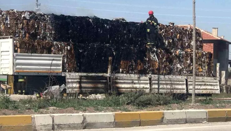 Ereğli’de Tırın Dorsesinde Yangın Paniği
