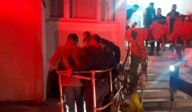 Konya’da Apartmanda Yangın: 2 Kişi Hastaneye Kaldırıldı