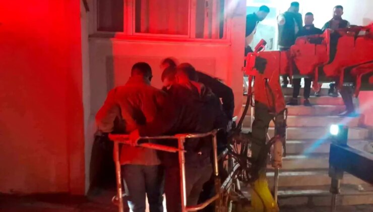 Konya’da Apartmanda Yangın: 2 Kişi Hastaneye Kaldırıldı