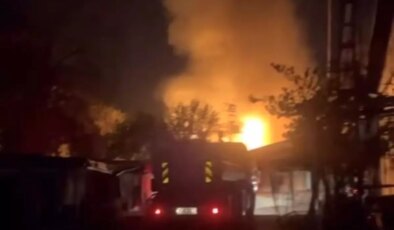 Konya’da Yangın: Depoda Çıkan Alevler Uzun Süre Mücadele Sonrası Söndürüldü