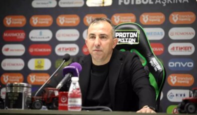 Konyaspor Teknik Direktörü Recep Uçar, Kalan 4 Maçta Hedeflerinin Taraftarlarını Mutlu Etmek Olduğunu Açıkladı