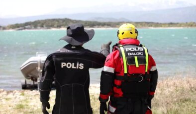Kurbağa Adamlar Zorlu Görevler İçin Eğitimlerine Devam Ediyor