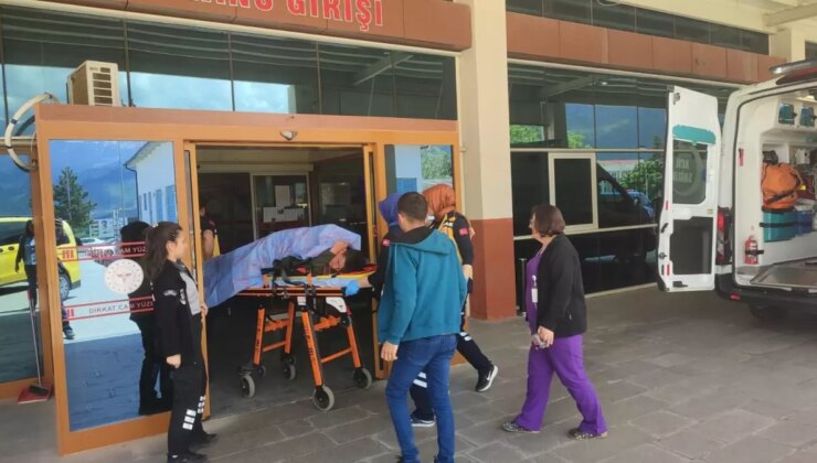 Çoban Av Tüfeğinin Kazara Ateş Alması Sonucu Yaralandı