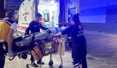 Konya’da Kontrolden Çıkan Otomobil Ağaca Çarptı: Sürücü Ağır Yaralı