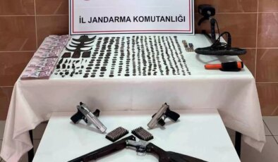 Konya’da Tarihi Eser Operasyonu: Çok Sayıda Sikke ve Obje Ele Geçirildi