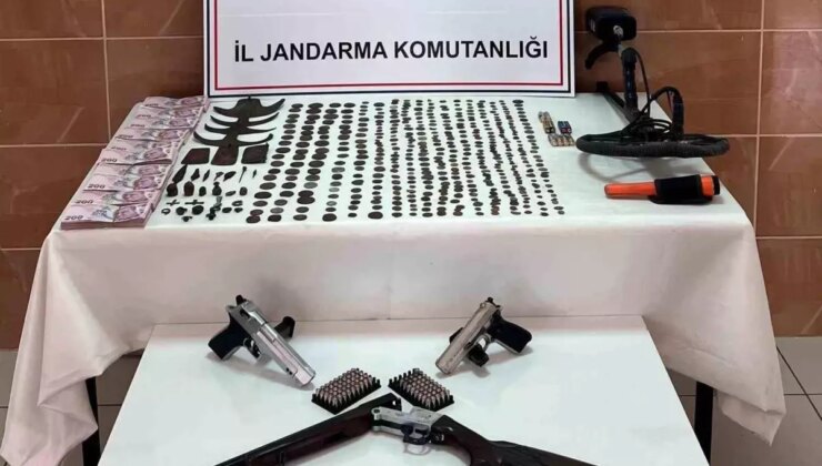 Konya’da Tarihi Eser Operasyonu: Çok Sayıda Sikke ve Obje Ele Geçirildi