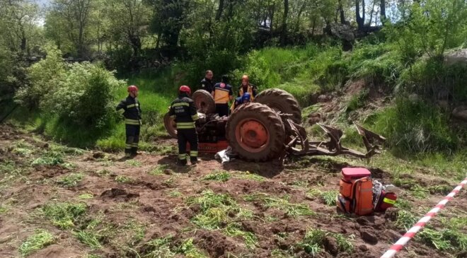 Traktör Kazası: 17 Yaşındaki Genç Hayatını Kaybetti