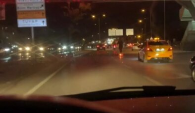 Konya’da Hızla Giden Scooter Sürücüsü Trafiği Tehlikeye Attı