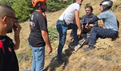 Yamaç Paraşütü Pilotunun Ormanlık Alana Düşmesi Sonucu Yaralandı