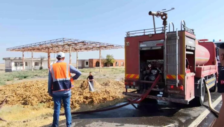 Aksaray’da Saman Yüklü Tırda Yangın Korkuttu