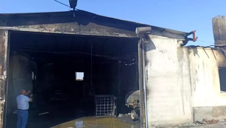 Konya’da Depoda Çıkan Yangında 2 Traktör ve Ev Zarar Gördü